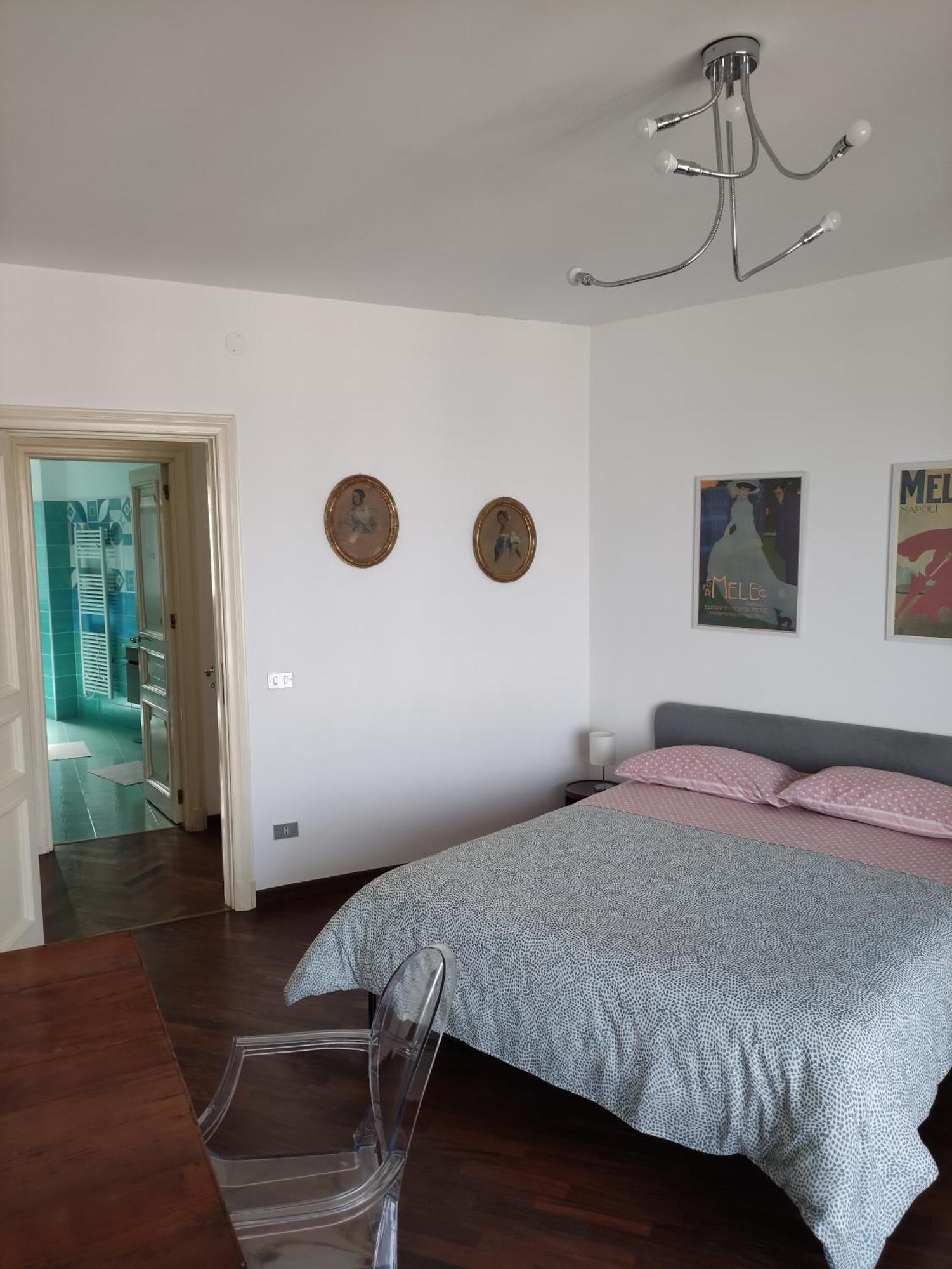 New Panoramic Apartment - Half Way Center-Vomero District Naples Extérieur photo