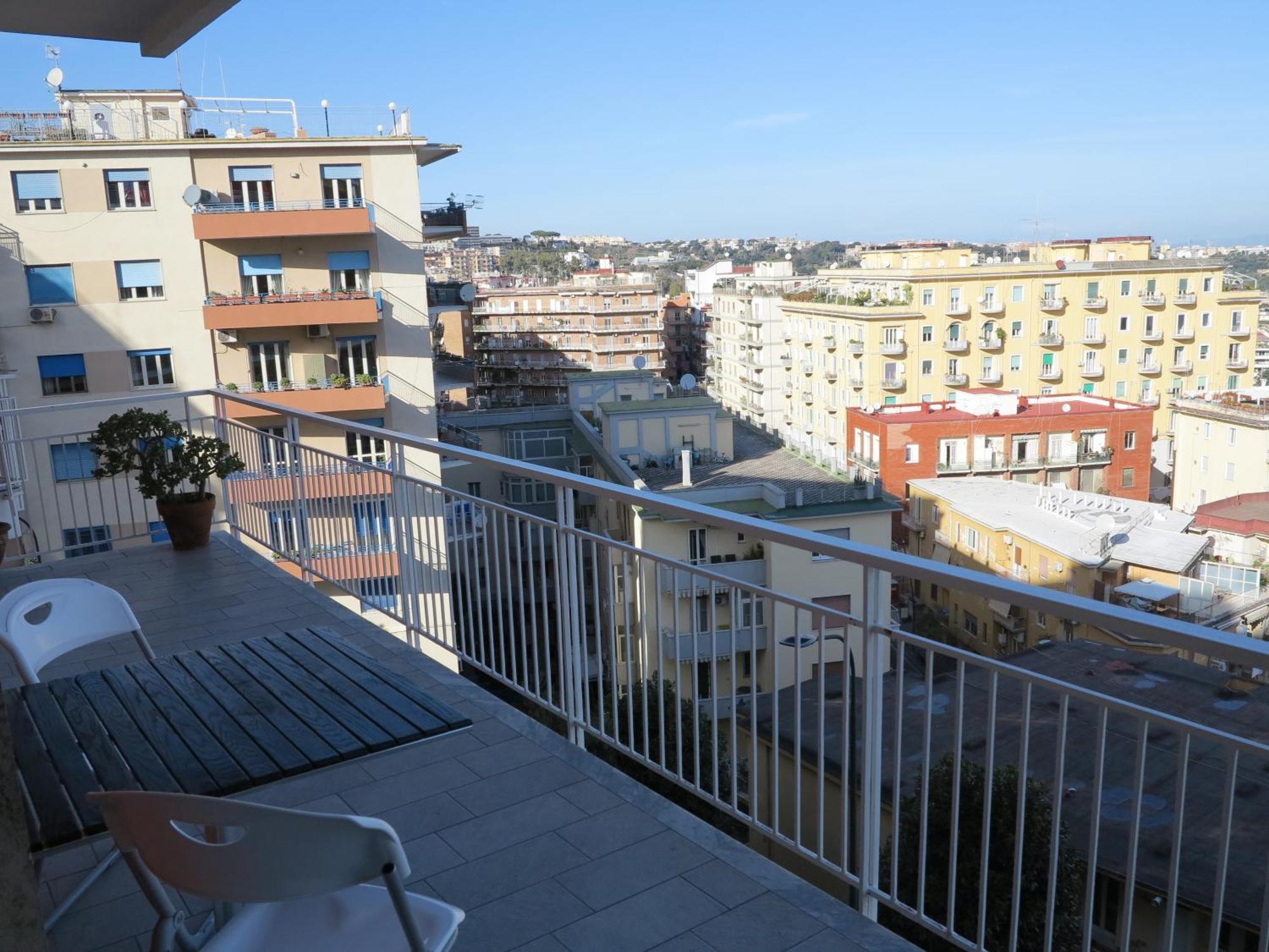 New Panoramic Apartment - Half Way Center-Vomero District Naples Extérieur photo